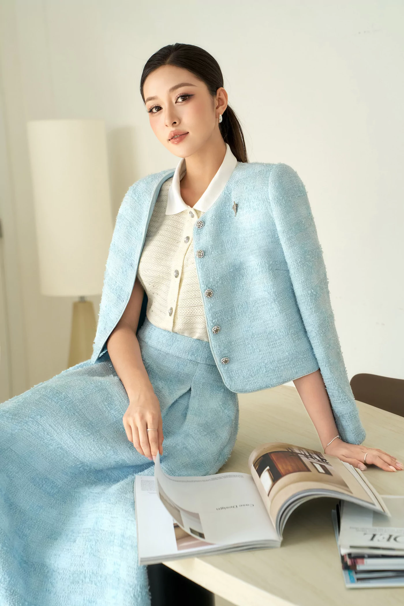Áo Tweed Croptop Harris - Image 2