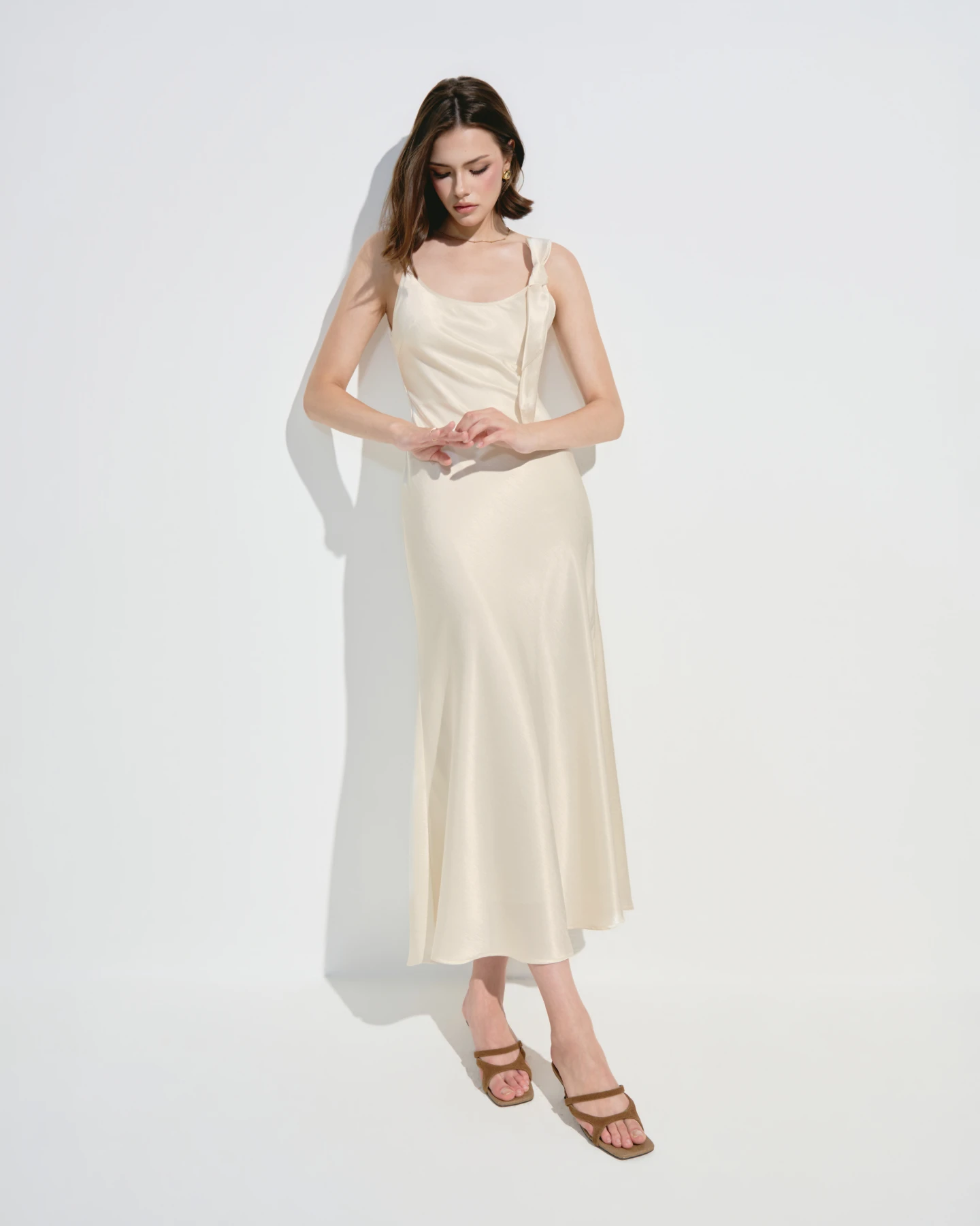 Đầm Lụa Dài Merida - Image 11